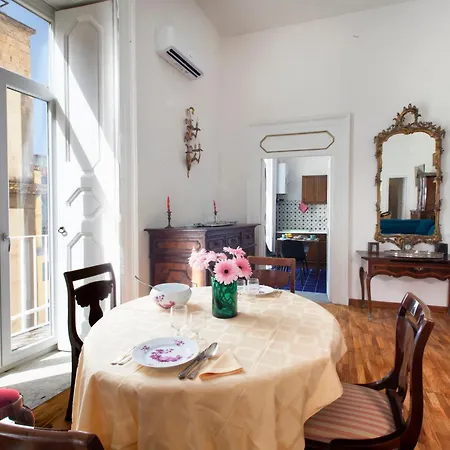 Teresella Suite Napoli Esterno foto